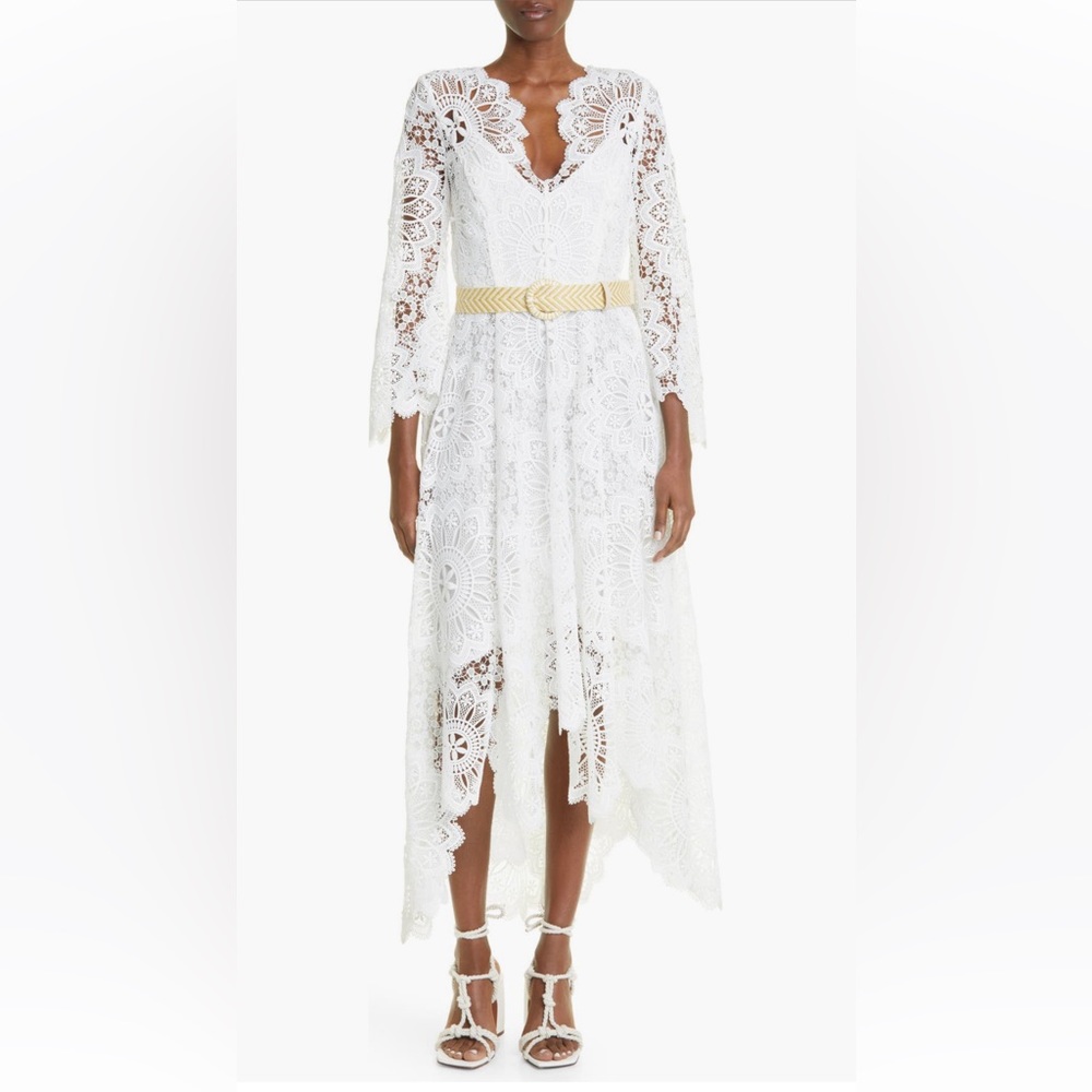 COPY - Zimmermann
Chintz Doily Long
Sleeve High-Low Lace
Dress size 4 in Zimmer…